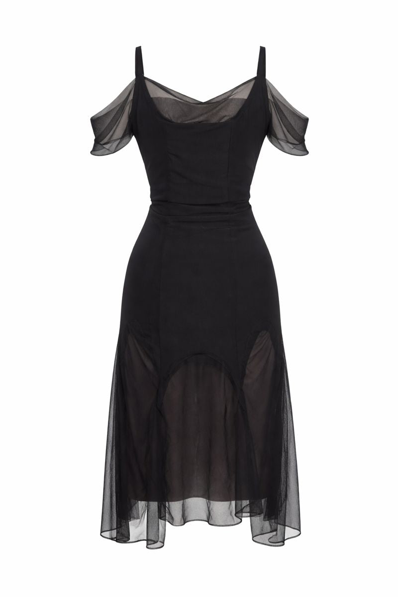 Dress: ZAIRITA