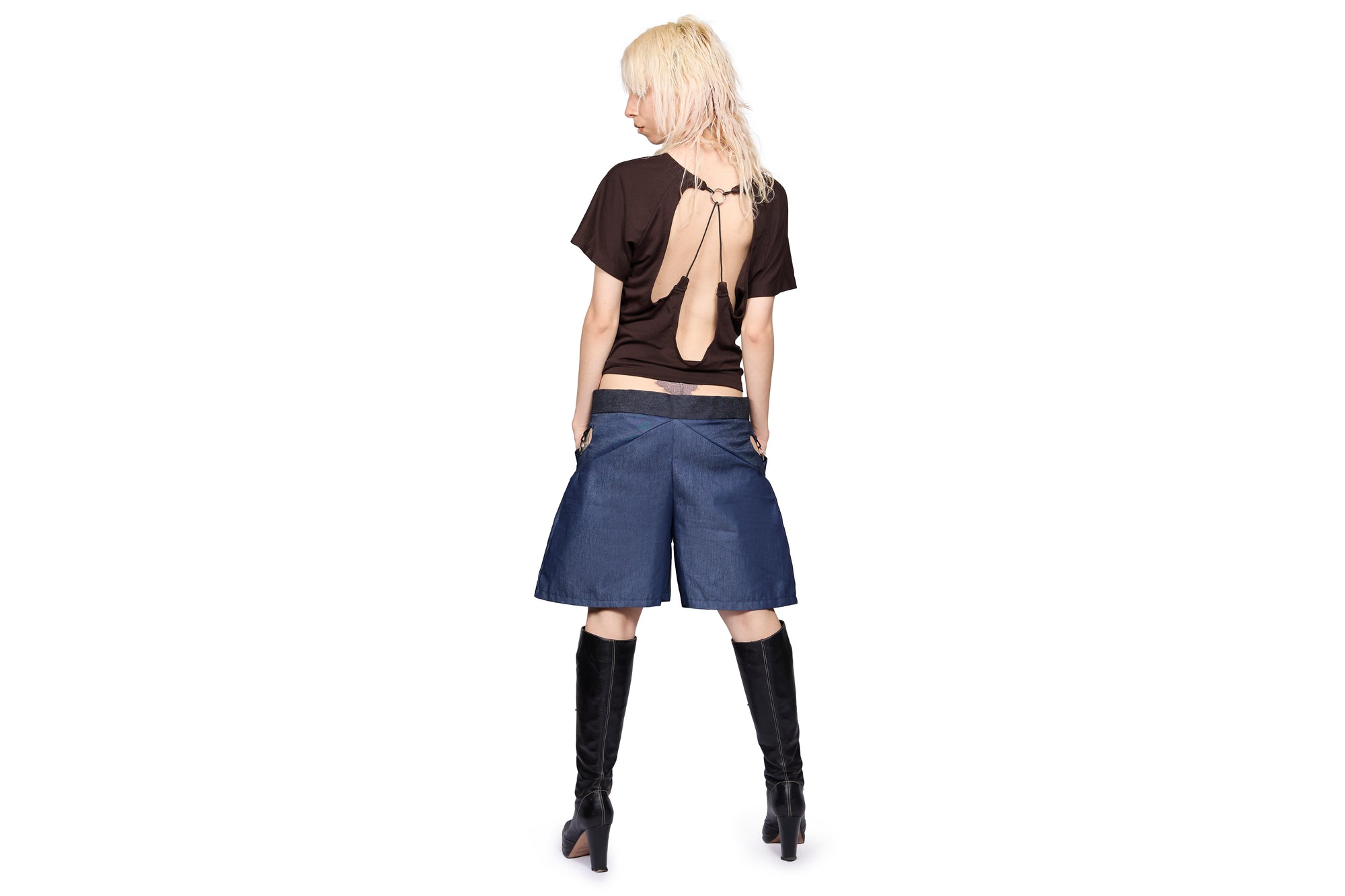 SHORT ADU